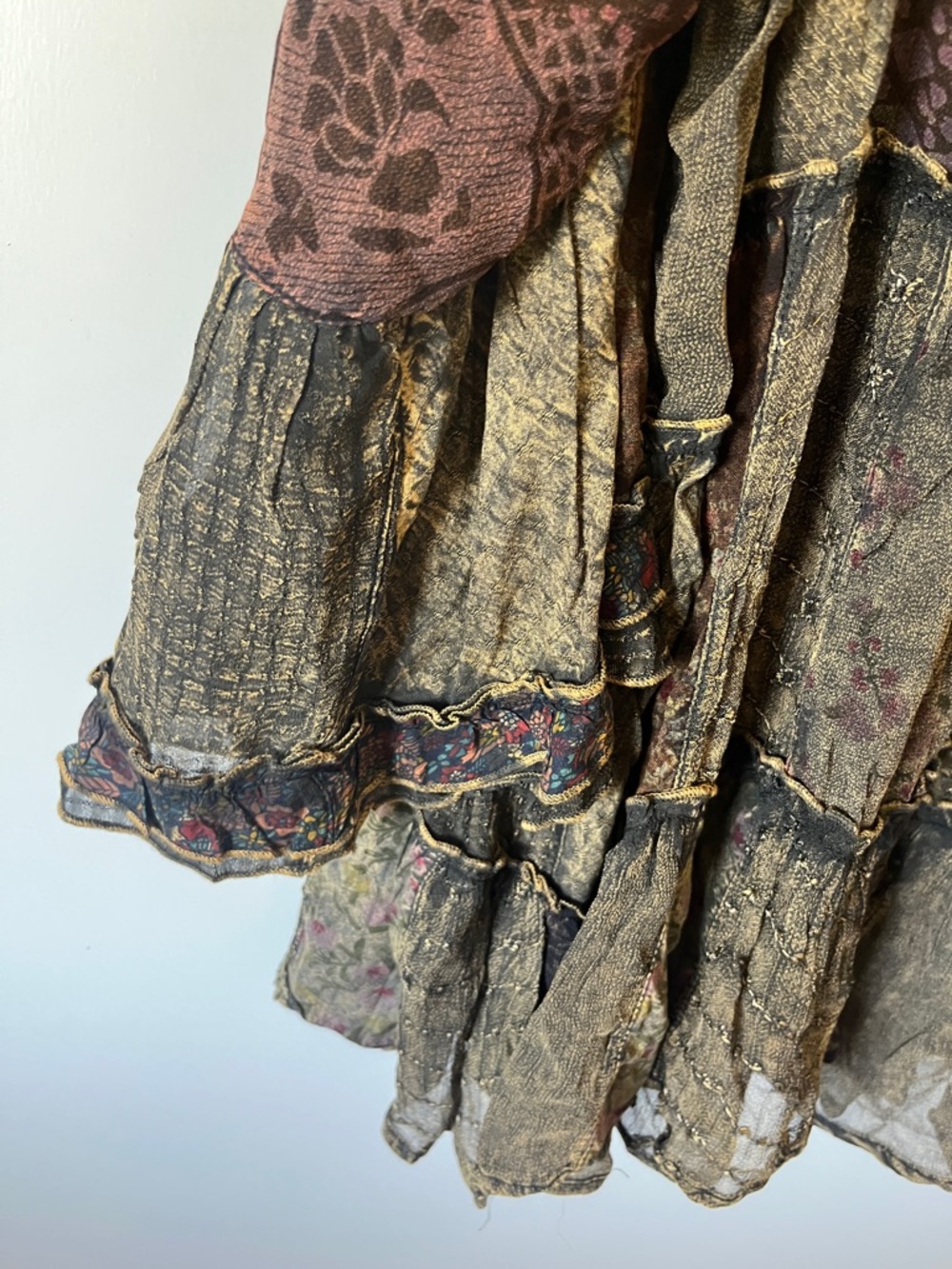 Young Threads rustic natural tiered tunic top in Olive plum and Multi patchwork - Picture 9 of 13